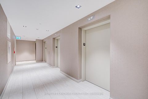 Photo 8 at 1903 - 38 Honeycrisp Crescent, Vaughan Corporate Centre, Vaughan