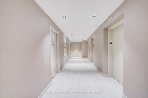 Photo 9 at 1903 - 38 Honeycrisp Crescent, Vaughan Corporate Centre, Vaughan