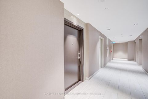 Photo 10 at 1903 - 38 Honeycrisp Crescent, Vaughan Corporate Centre, Vaughan