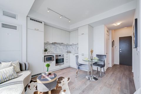 Photo 16 at 1903 - 38 Honeycrisp Crescent, Vaughan Corporate Centre, Vaughan