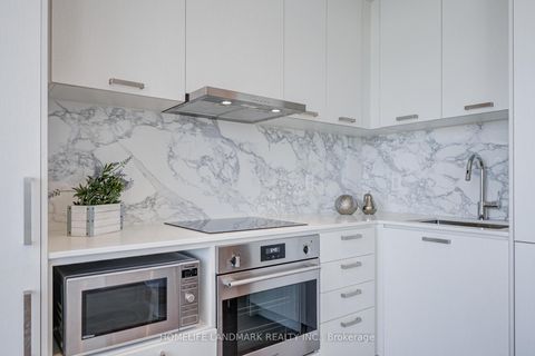 Photo 20 at 1903 - 38 Honeycrisp Crescent, Vaughan Corporate Centre, Vaughan