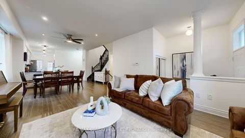 Photo 3 at 22 - 8777 Dufferin Street, Patterson, Vaughan