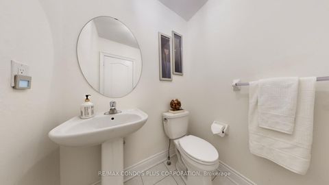 Photo 19 at 22 - 8777 Dufferin Street, Patterson, Vaughan