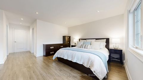 Photo 24 at 22 - 8777 Dufferin Street, Patterson, Vaughan