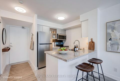 Photo 1 at 1002 - 18 Harrison Garden Boulevard, Willowdale East, Toronto