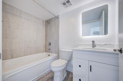 Photo 14 at 1002 - 18 Harrison Garden Boulevard, Willowdale East, Toronto