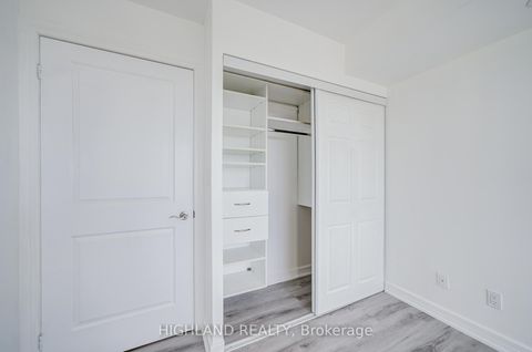 Photo 15 at 1002 - 18 Harrison Garden Boulevard, Willowdale East, Toronto