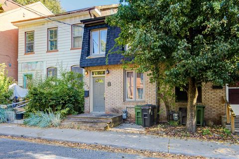 Photo 2 at 237 Ontario Street, Moss Park, Toronto