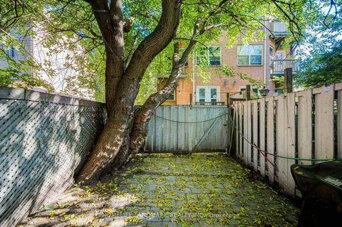 Photo 41 at 237 Ontario Street, Moss Park, Toronto