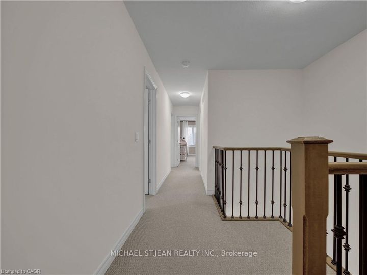 Photo 25 at 101 Mallard Trail, Waterdown, Hamilton