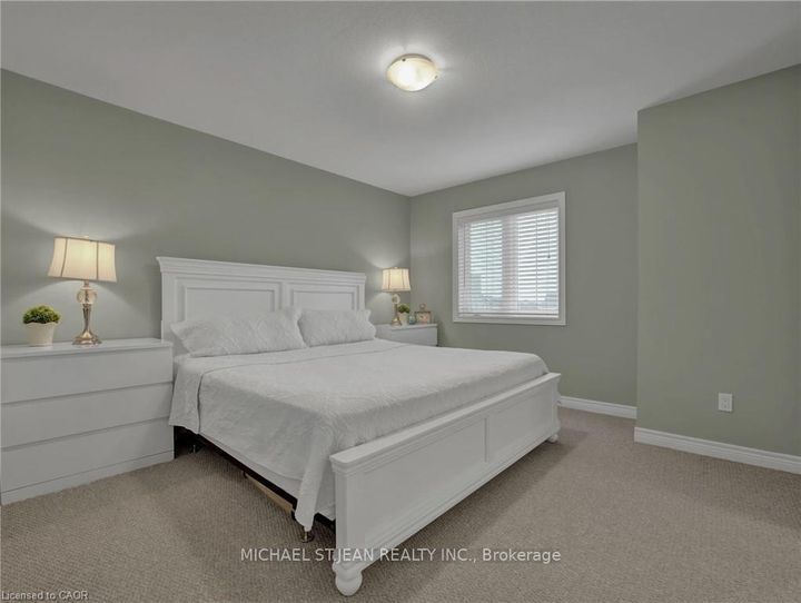 Photo 26 at 101 Mallard Trail, Waterdown, Hamilton