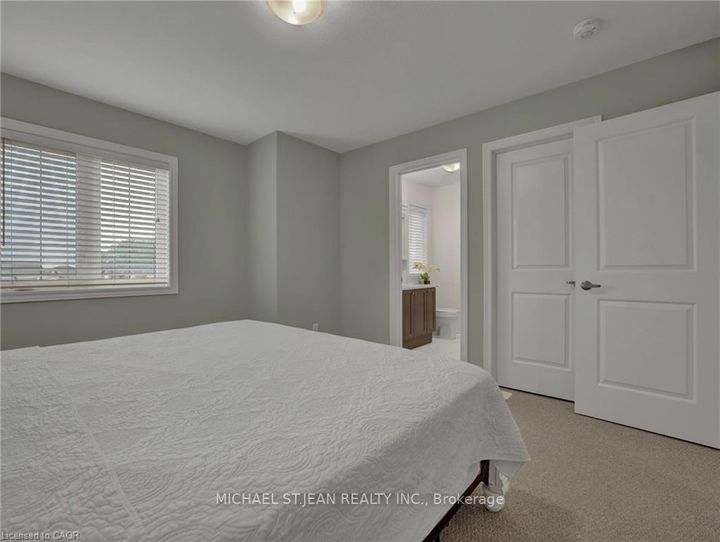 Photo 27 at 101 Mallard Trail, Waterdown, Hamilton