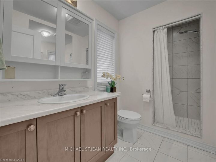 Photo 28 at 101 Mallard Trail, Waterdown, Hamilton