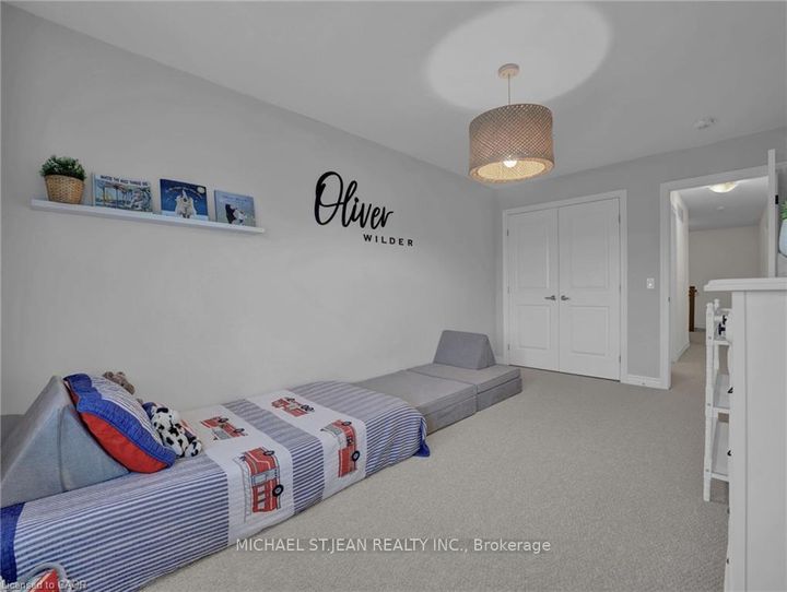 Photo 31 at 101 Mallard Trail, Waterdown, Hamilton