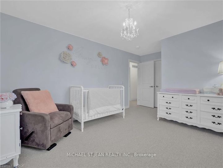 Photo 35 at 101 Mallard Trail, Waterdown, Hamilton
