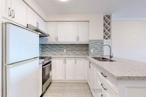 Photo 10 at 1708 - 38 Lee Centre Drive, Woburn, Toronto