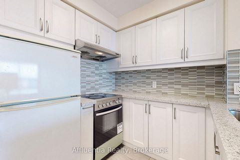 Photo 11 at 1708 - 38 Lee Centre Drive, Woburn, Toronto
