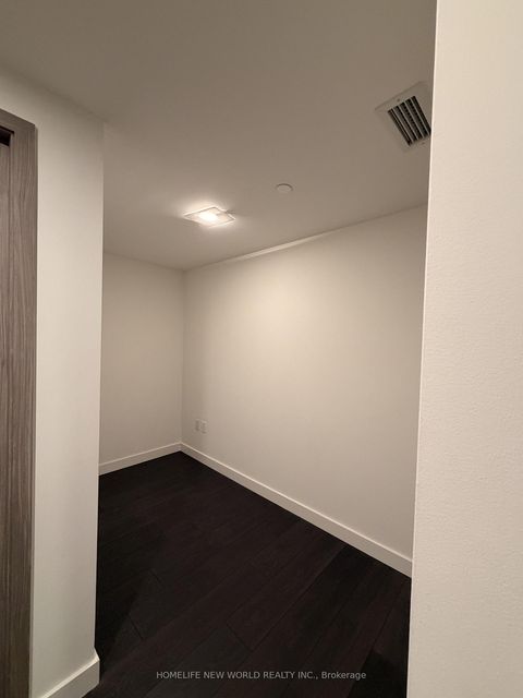 Photo 7 at 501 - 1 Concord Cityplace Way, Waterfront Communities C1, Toronto
