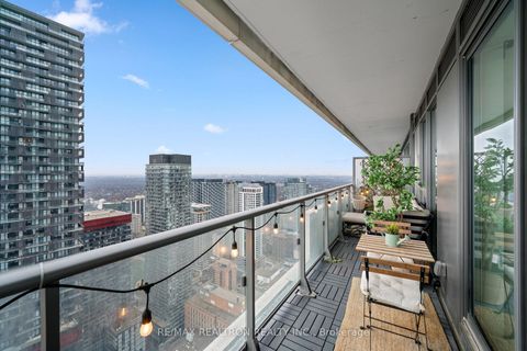 Photo 6 at 4710 - 2221 Yonge Street, Mount Pleasant West, Toronto