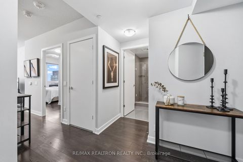 Photo 9 at 4710 - 2221 Yonge Street, Mount Pleasant West, Toronto