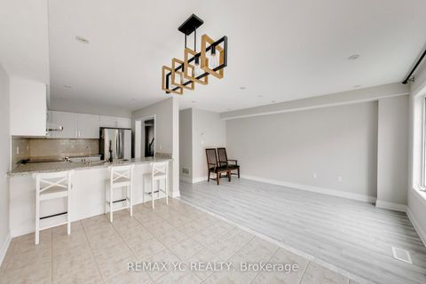 Photo 7 at 151 Amulet Crescent, Rouge Woods, Richmond Hill