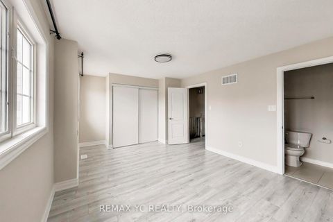 Photo 14 at 151 Amulet Crescent, Rouge Woods, Richmond Hill