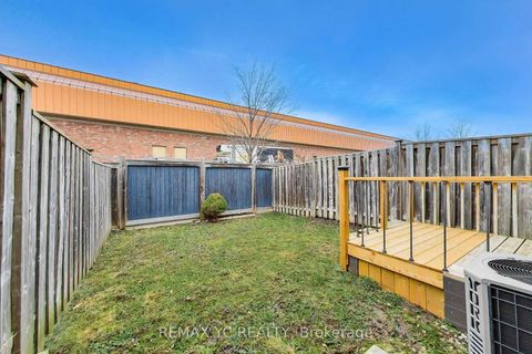 Photo 27 at 151 Amulet Crescent, Rouge Woods, Richmond Hill