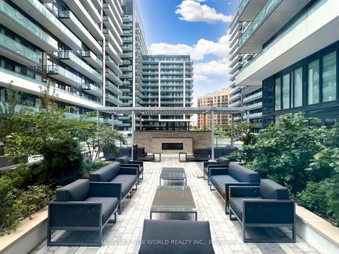 Photo 7 at 2410 - 105 Oneida Crescent, Langstaff, Richmond Hill