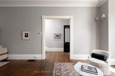 Photo 4 at 298 Berkeley Street, Moss Park, Toronto