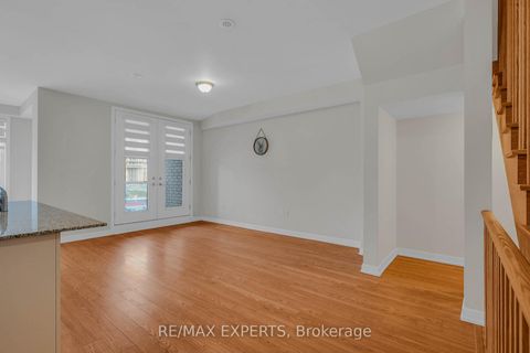 Photo 11 at 34 Dandara Gate, Steeles West Industrial, Vaughan