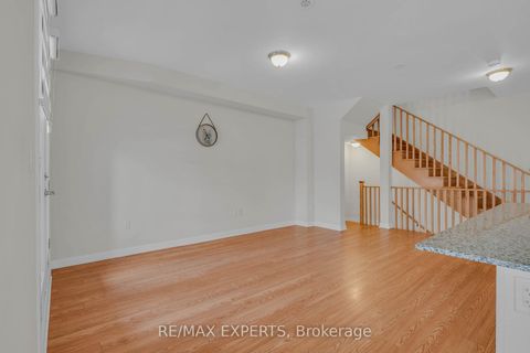 Photo 12 at 34 Dandara Gate, Steeles West Industrial, Vaughan