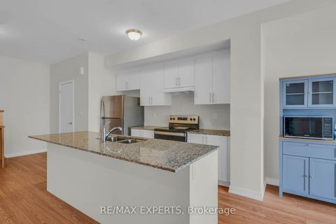 Photo 15 at 34 Dandara Gate, Steeles West Industrial, Vaughan