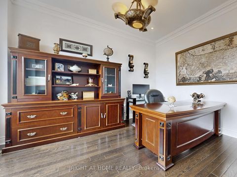 Photo 11 at 80 Puccini Drive, Oak Ridges, Richmond Hill