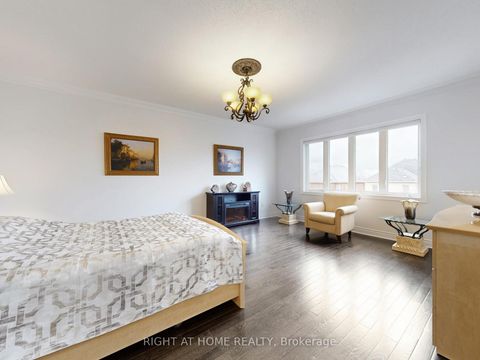 Photo 19 at 80 Puccini Drive, Oak Ridges, Richmond Hill