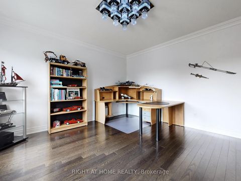 Photo 30 at 80 Puccini Drive, Oak Ridges, Richmond Hill