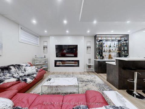 Photo 33 at 80 Puccini Drive, Oak Ridges, Richmond Hill