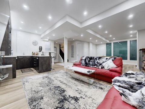 Photo 35 at 80 Puccini Drive, Oak Ridges, Richmond Hill