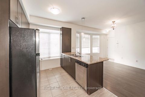 Photo 6 at 61 - 401 Beechgrove Drive, West Hill, Toronto