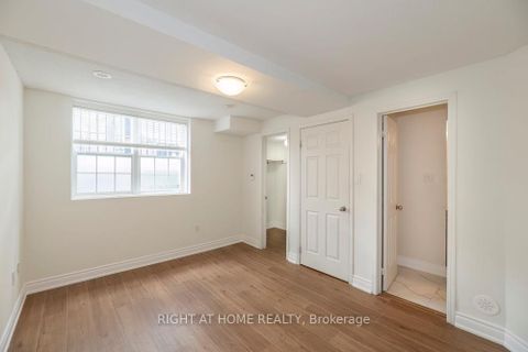 Photo 11 at 61 - 401 Beechgrove Drive, West Hill, Toronto