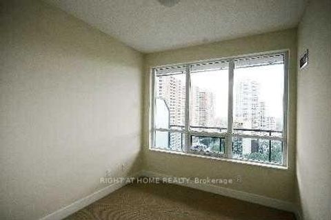 Photo 7 at 1405 - 28 Linden Street, North St. James Town, Toronto