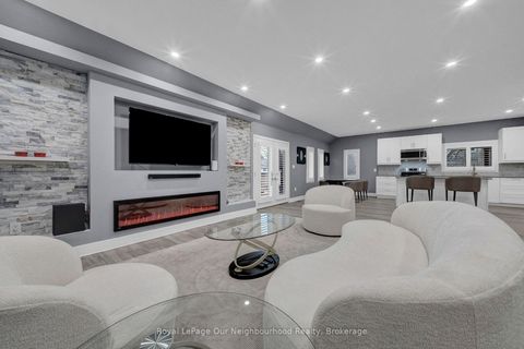 Photo 6 at 5 Melody Lane, Sutton & Jackson's Point, Georgina