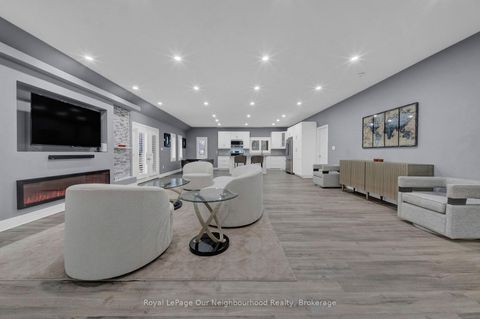 Photo 9 at 5 Melody Lane, Sutton & Jackson's Point, Georgina