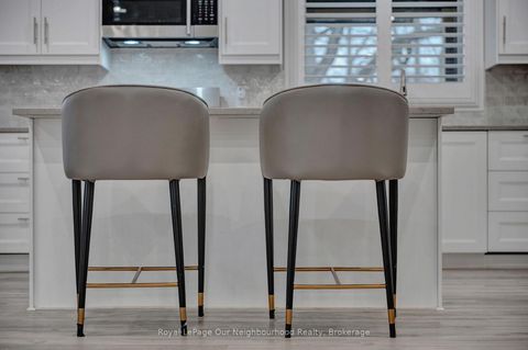 Photo 13 at 5 Melody Lane, Sutton & Jackson's Point, Georgina