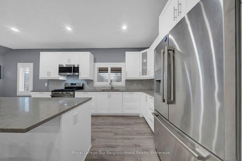 Photo 19 at 5 Melody Lane, Sutton & Jackson's Point, Georgina