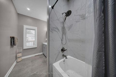 Photo 31 at 5 Melody Lane, Sutton & Jackson's Point, Georgina