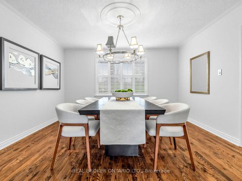 Photo 8 at 9 Temagami Court, Newtonbrook East, Toronto