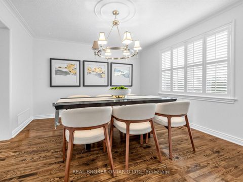 Photo 9 at 9 Temagami Court, Newtonbrook East, Toronto