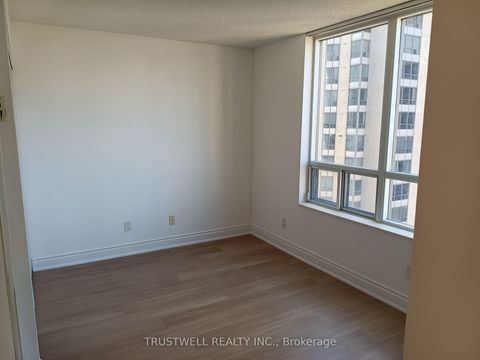 Photo 5 at 1618 - 15 Northtown Way, Willowdale East, Toronto