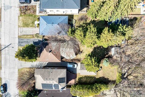 Photo 4 at 99 Eastville Avenue, Cliffcrest, Toronto