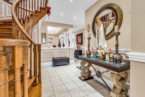 Photo 3 at 15 Ozner Crescent, Vellore Village, Vaughan